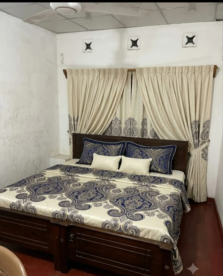 Guest room photograph supplied for Haleem Lanka Tours accommodation enquiries